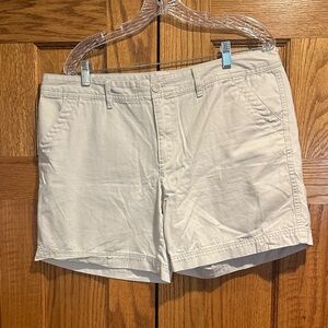 Eddie Bauer Size 14  Khaki Shorts Legend Wash